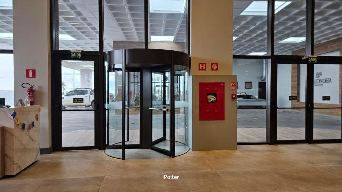 Porta Giratória Redor Vip Standard - Bento Gonçalves-RS