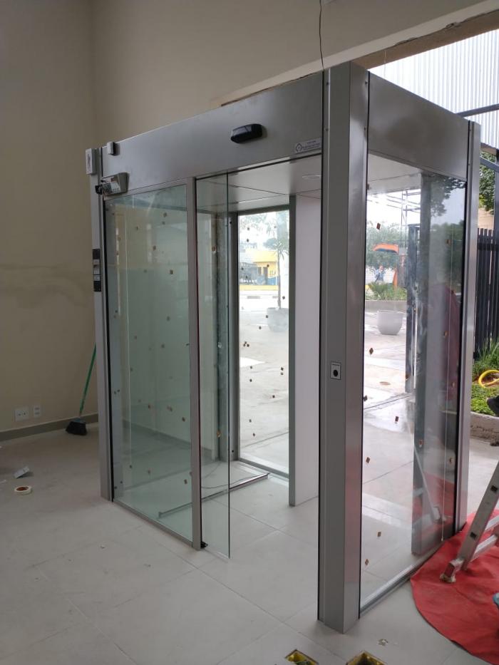 Porta Eclusa Automática  Deslizante Dx4s