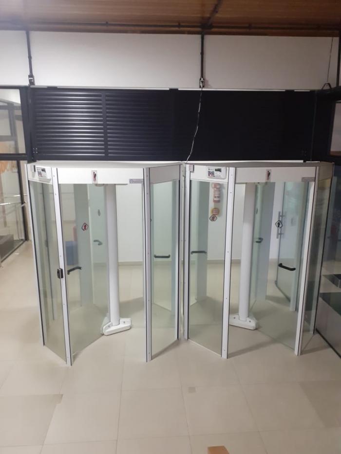 Portas Giratórias Octal Dx8s