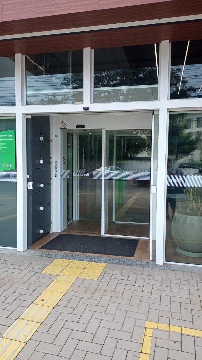 Porta Eclusa Automática Deslizante - Dx8c - São Leopoldo -RS