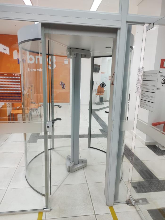 Porta Giratória Redor Dx8c
