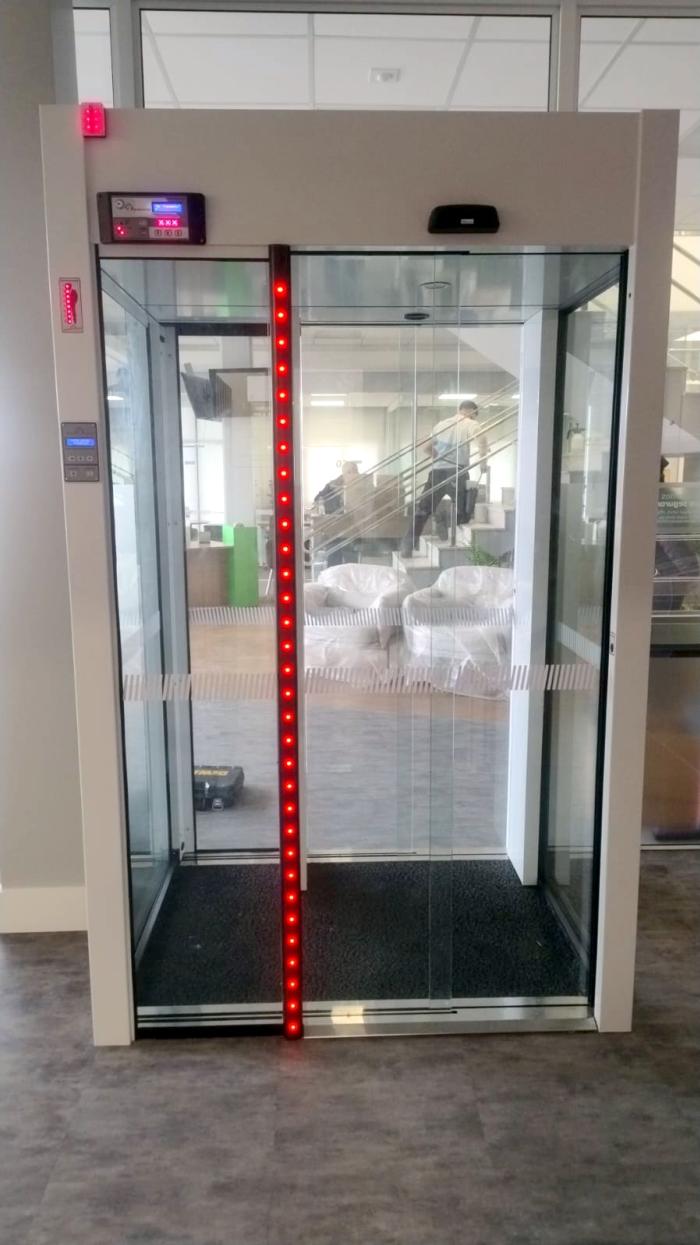 Porta Eclusa Automática deslizante Minus Dx8c