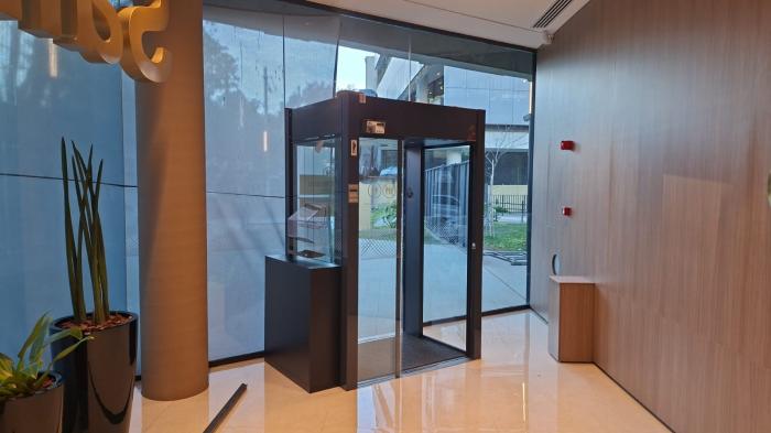 Porta Eclusa Deslizante Automática Minus