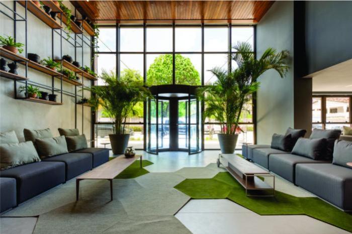 Portas Giratórias: Unindo Estilo e Segurança na Arquitetura Moderna